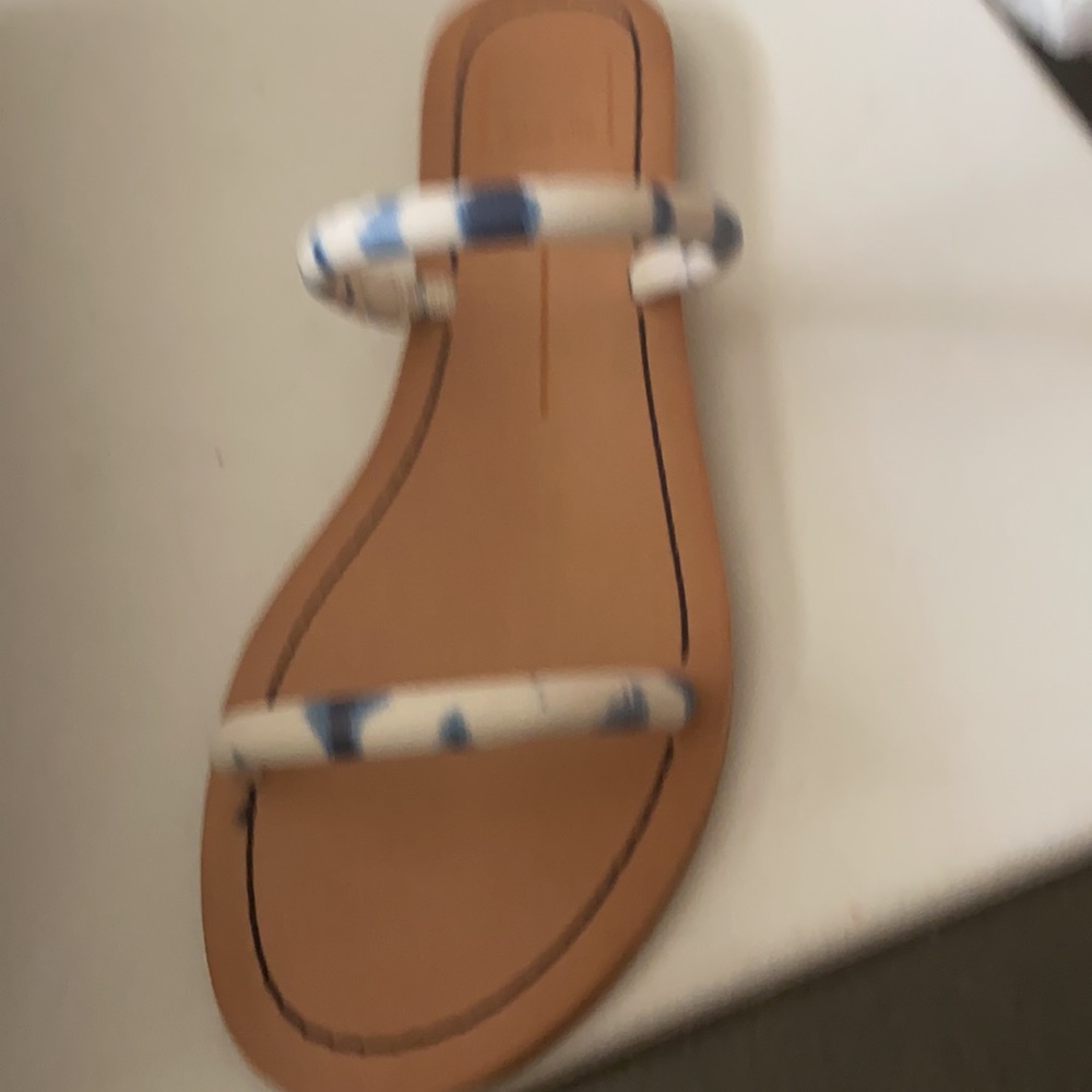 Dolce Vita sandals - Picture 9 of 10